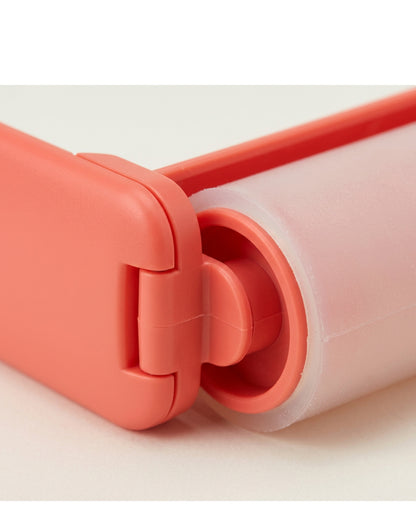 Krovs Folding Washable Silicone Lint Roller 9 cm Coral - Detail view