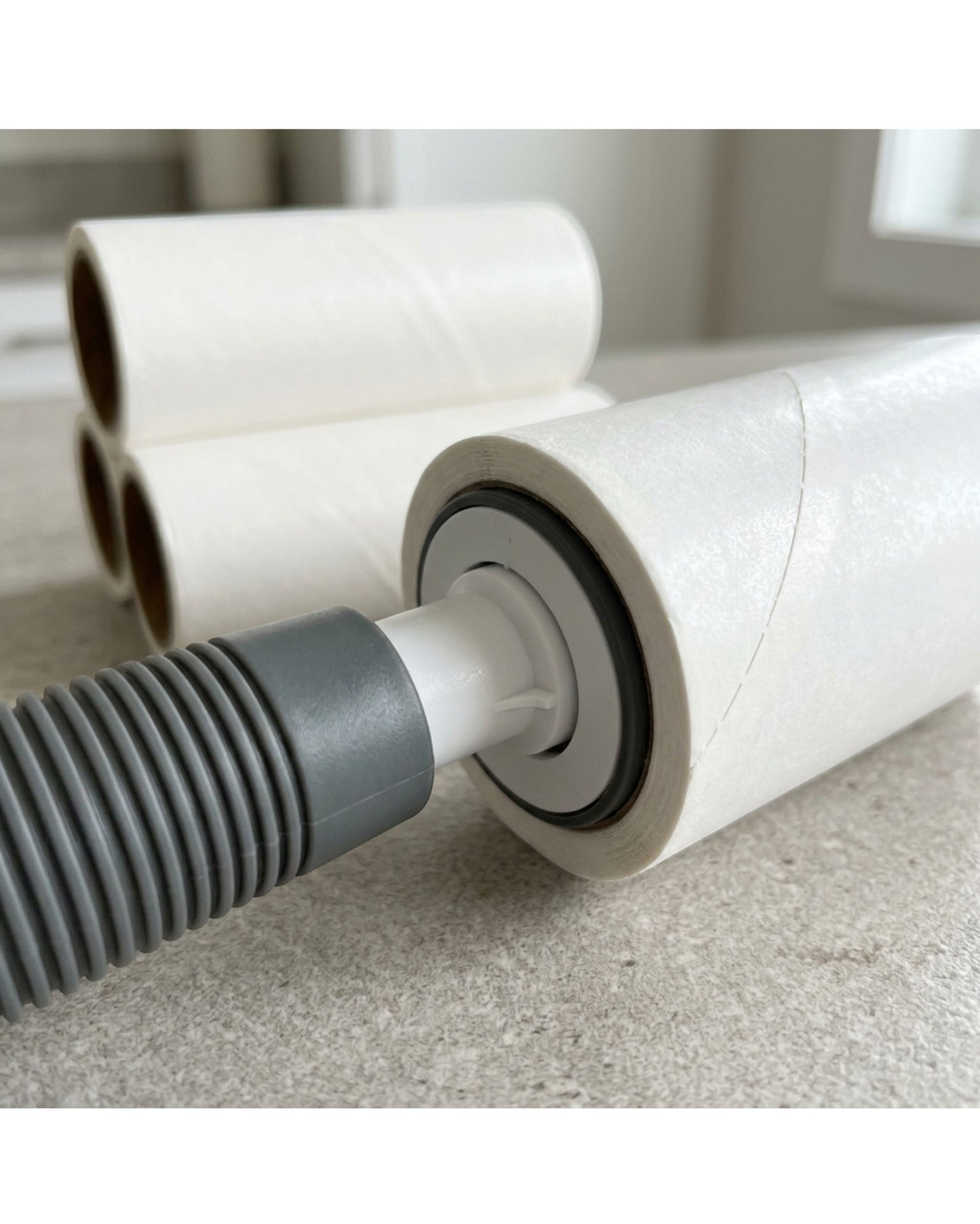 Krovs Angled Adhesive Lint Roller 12 cm with 2 Refills - Detail view