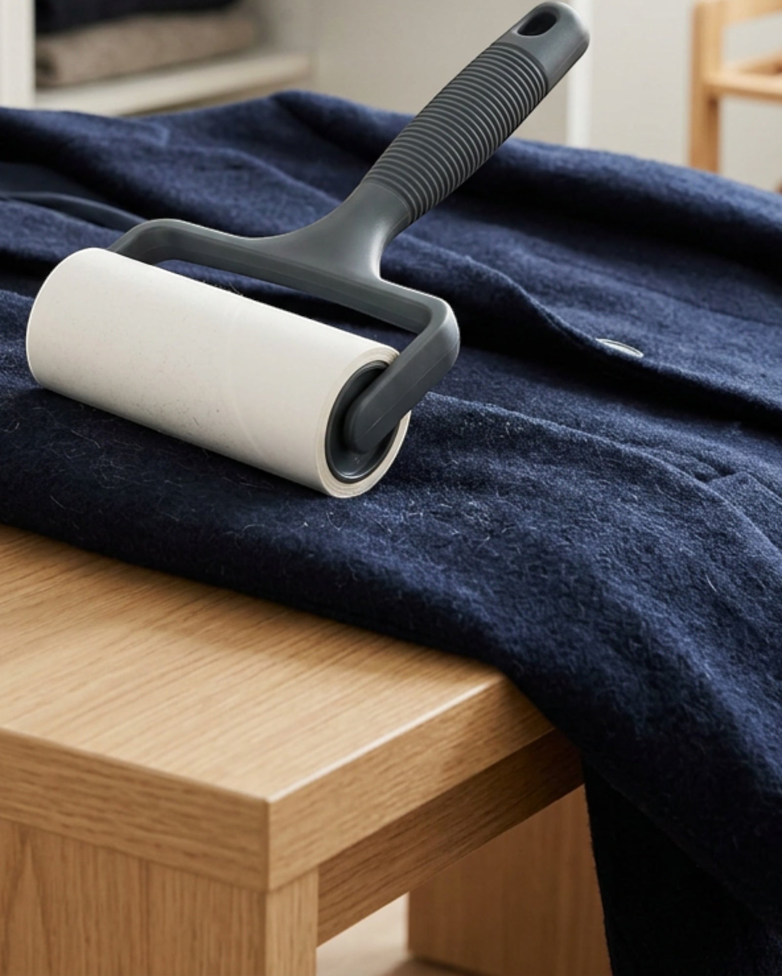 Krovs Angled Adhesive Lint Roller 12 cm with 2 Refills - Lifestyle view